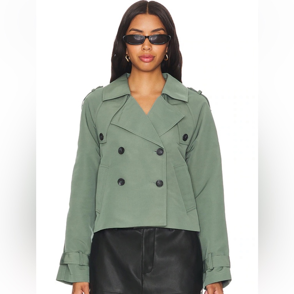 Steve Madden Cropped Trench Coat